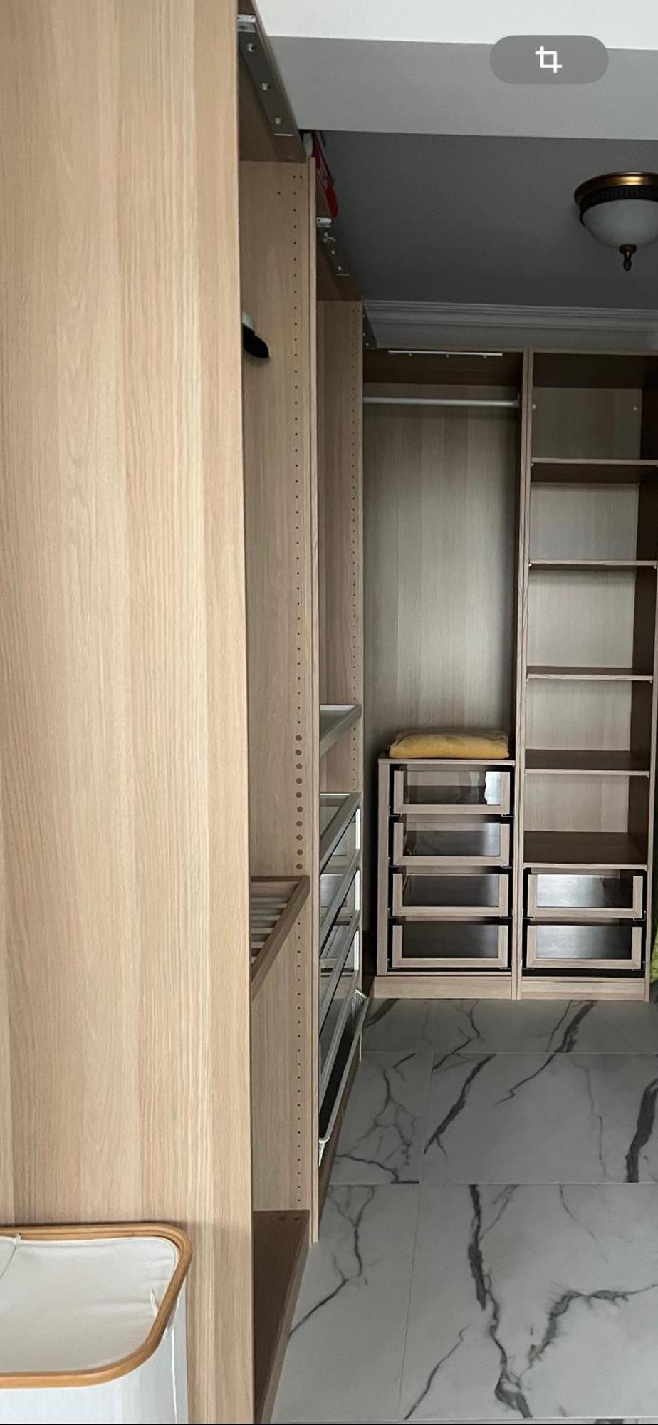 White Lotus Apartment *