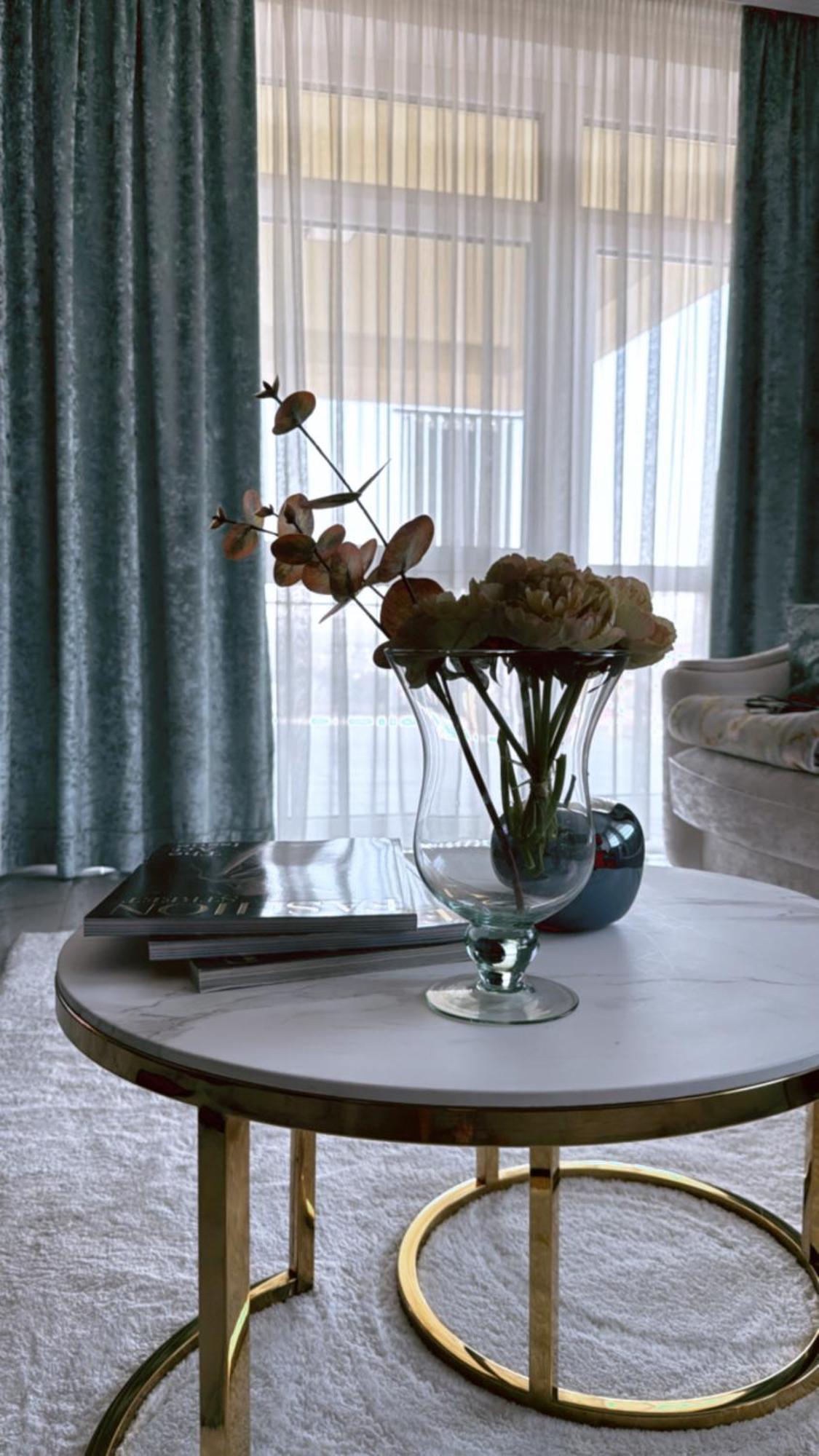 White Lotus Apartment *