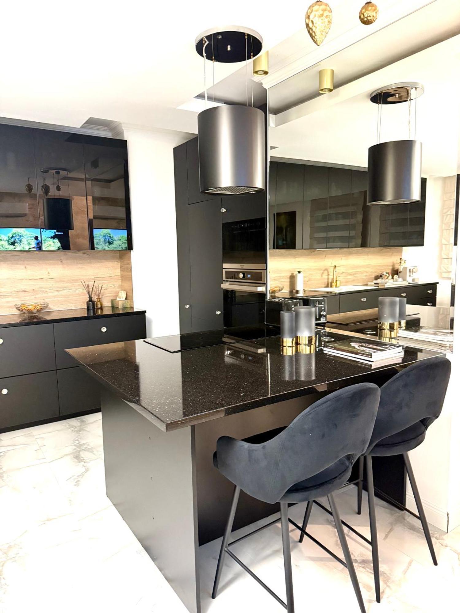 White Lotus Apartment