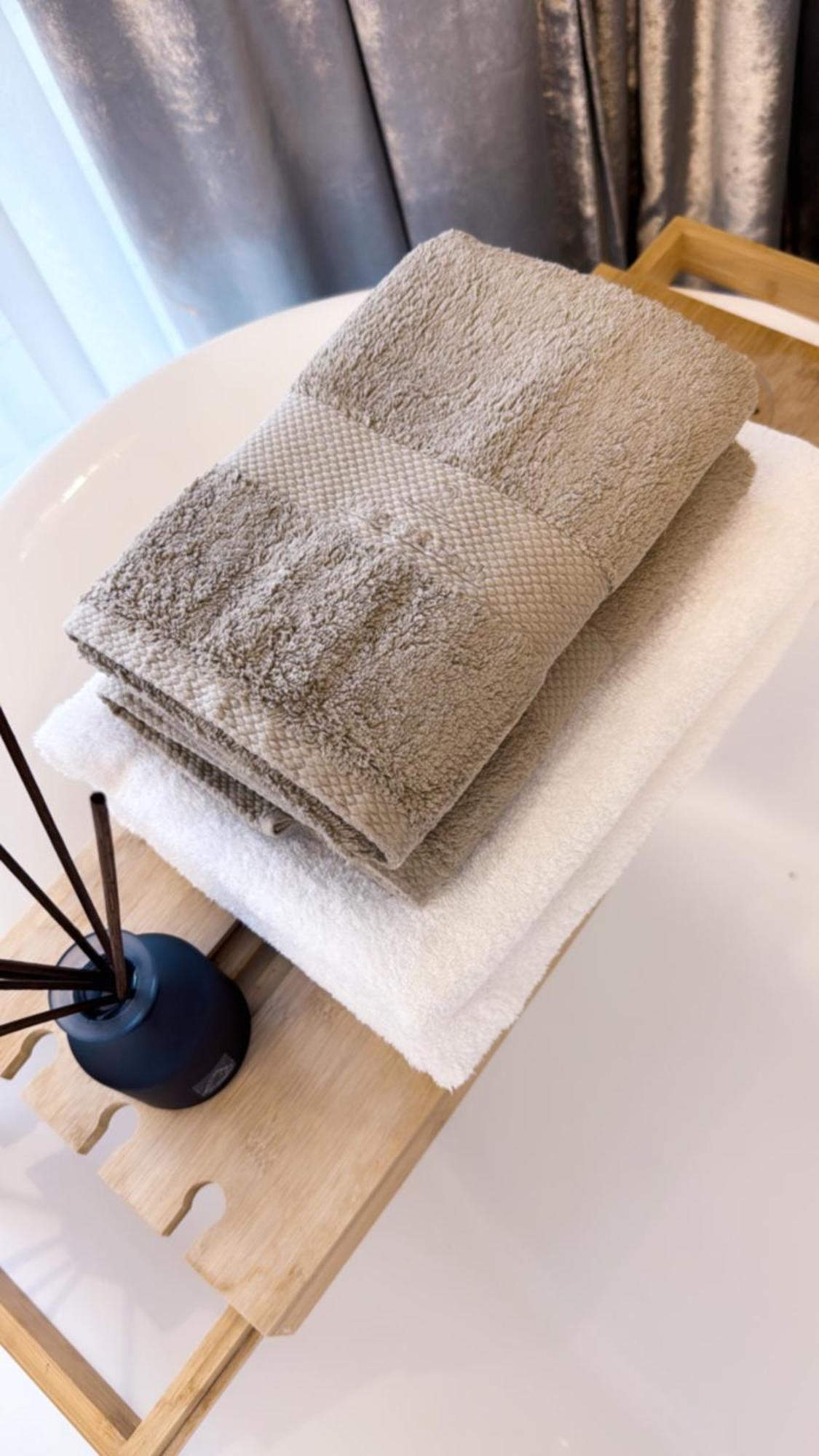 Apartment White Lotus